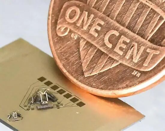 新型3D打印工艺造出微型德尔塔机器人(图1)