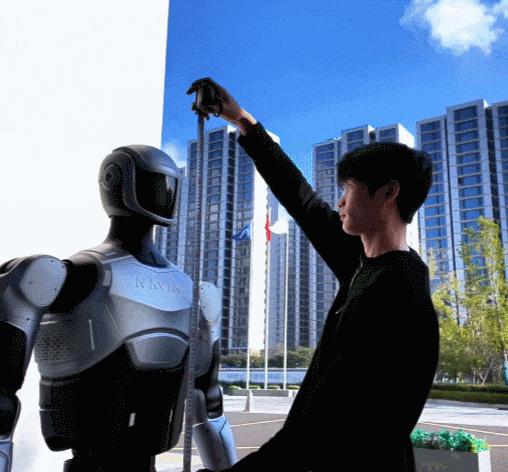 身高1.8米！宁波产新款人形机器人来了(图1)