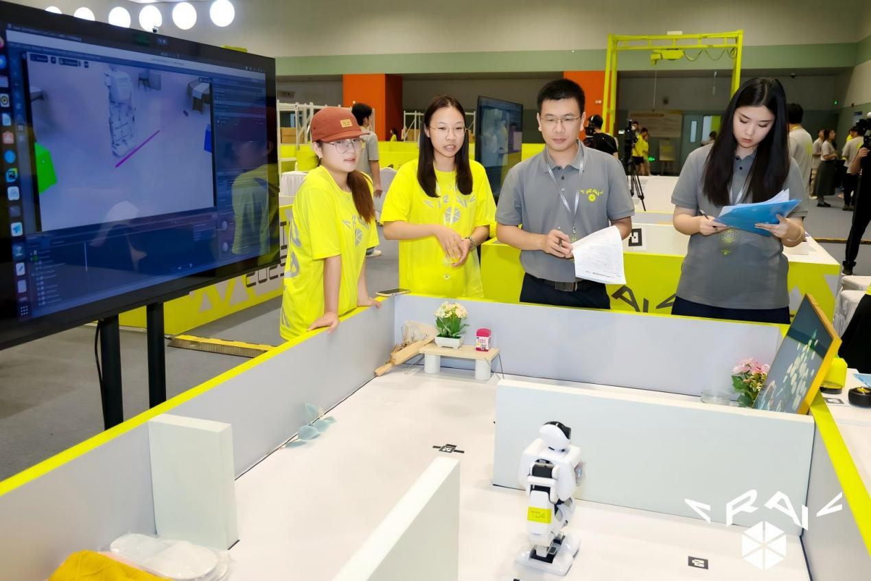 依托新能源产业沃土，竞逐人形机器人巅峰——全国首个全尺寸人形机器人赛事合肥瑶海开幕(图6)