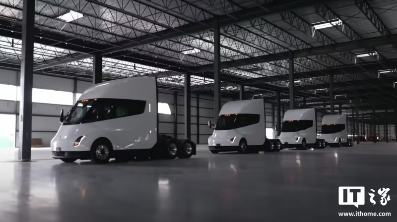 马斯克重申:特斯拉 Semi 电动半挂卡车将于明年大规模量产(图1) 马斯克重申:特斯拉 Semi 电动半挂卡车将于明年大规模量产(图1)