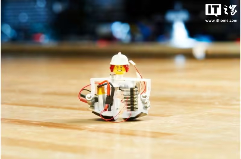 世界最小独立双足机器人“Zippy”问世,可行走、攀爬、跳跃(图1) 世界最小独立双足机器人“Zippy”问世,可行走、攀爬、跳跃(图1)