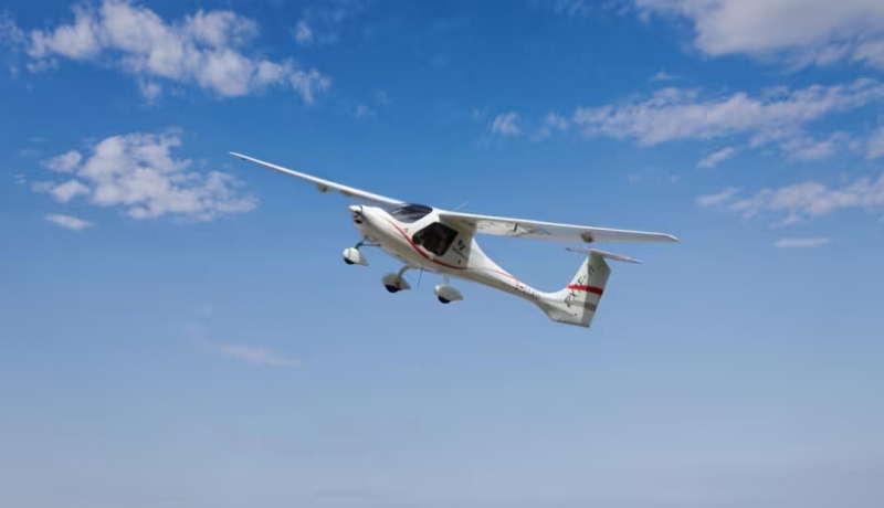 中国唯一,首批锐翔 RX1E-A 电动固定翼飞机交付(图1) 中国唯一,首批锐翔 RX1E-A 电动固定翼飞机交付(图1)