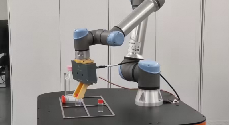 破解机器人抓取透明物体难题,地瓜机器人 & CASIA 单目新方案发布(图1) 破解机器人抓取透明物体难题,地瓜机器人 & CASIA 单目新方案发布(图1)
