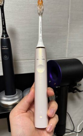 电动牙刷哪个牌子好?口腔清洁新宠电动牙刷推荐奉上(图2) 电动牙刷哪个牌子好?口腔清洁新宠电动牙刷推荐奉上(图2)