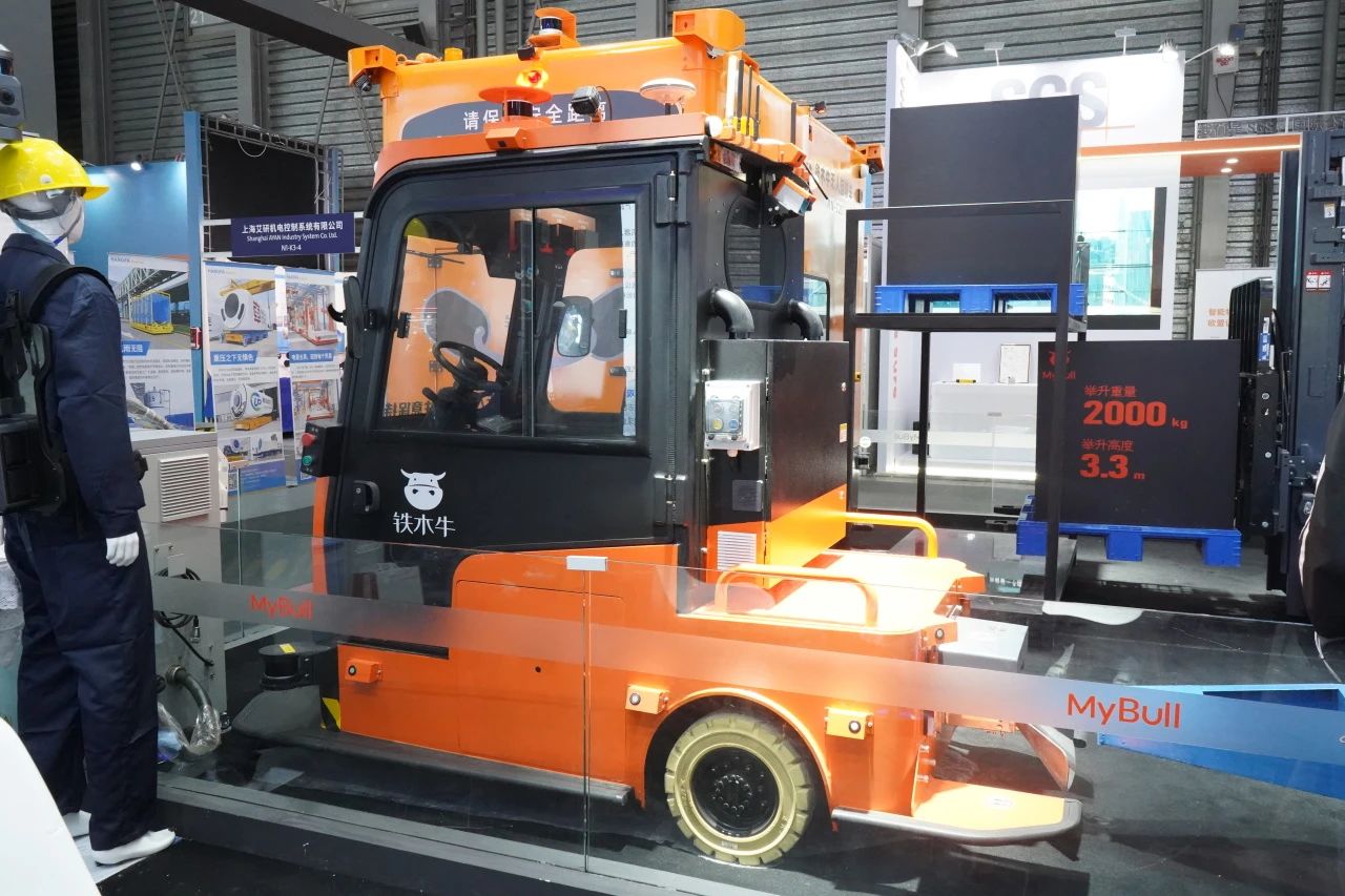 圆满收官CeMAT | 铁木牛以机器人产品与技术推动数智化变革 引领物流搬运新生态(图5) 圆满收官CeMAT | 铁木牛以机器人产品与技术推动数智化变革 引领物流搬运新生态(图5)