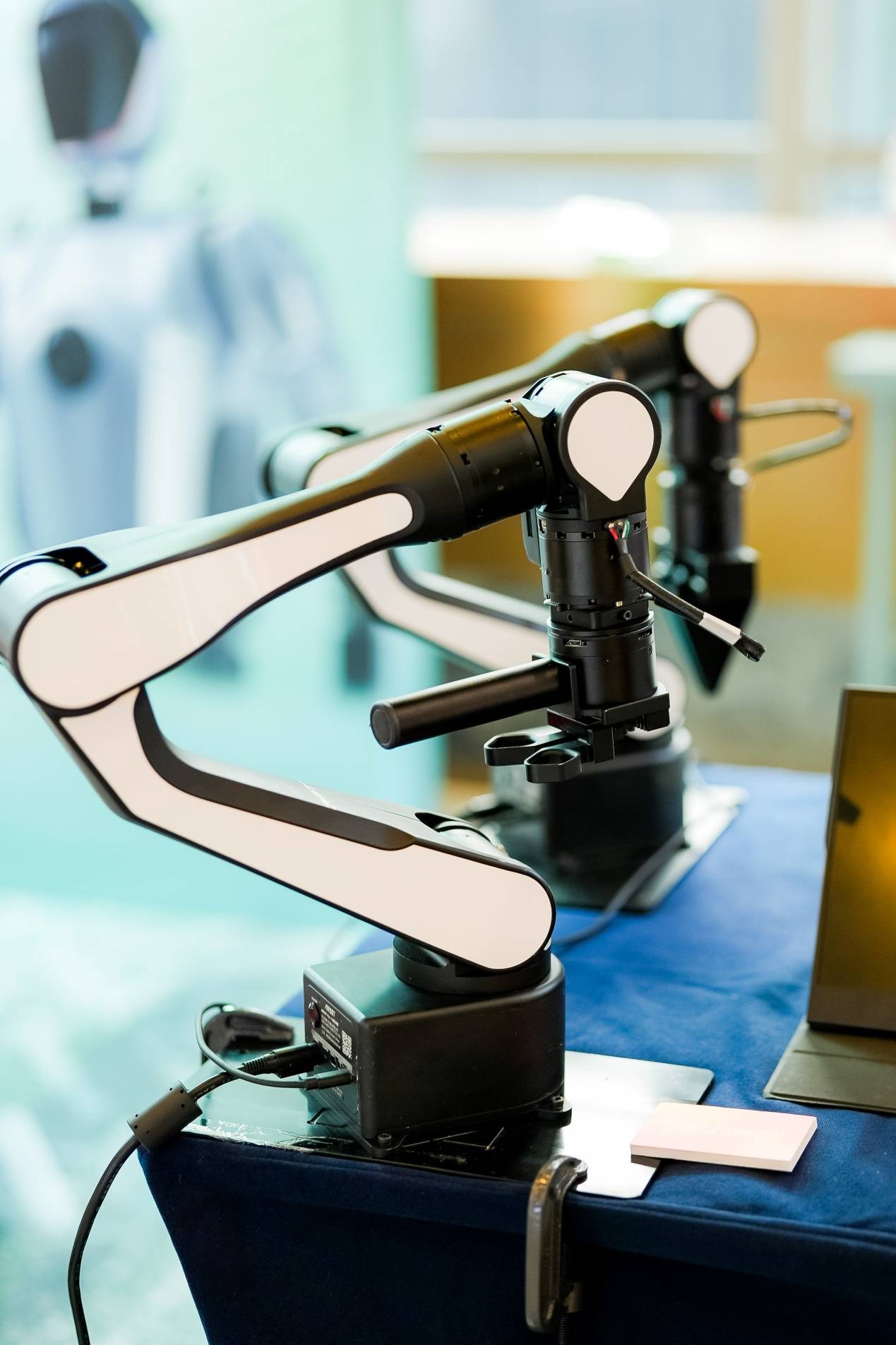 ROSCon China 2024大会在沪开幕:科技巨头共探机器人与人工智能未来(图6) ROSCon China 2024大会在沪开幕:科技巨头共探机器人与人工智能未来(图6)