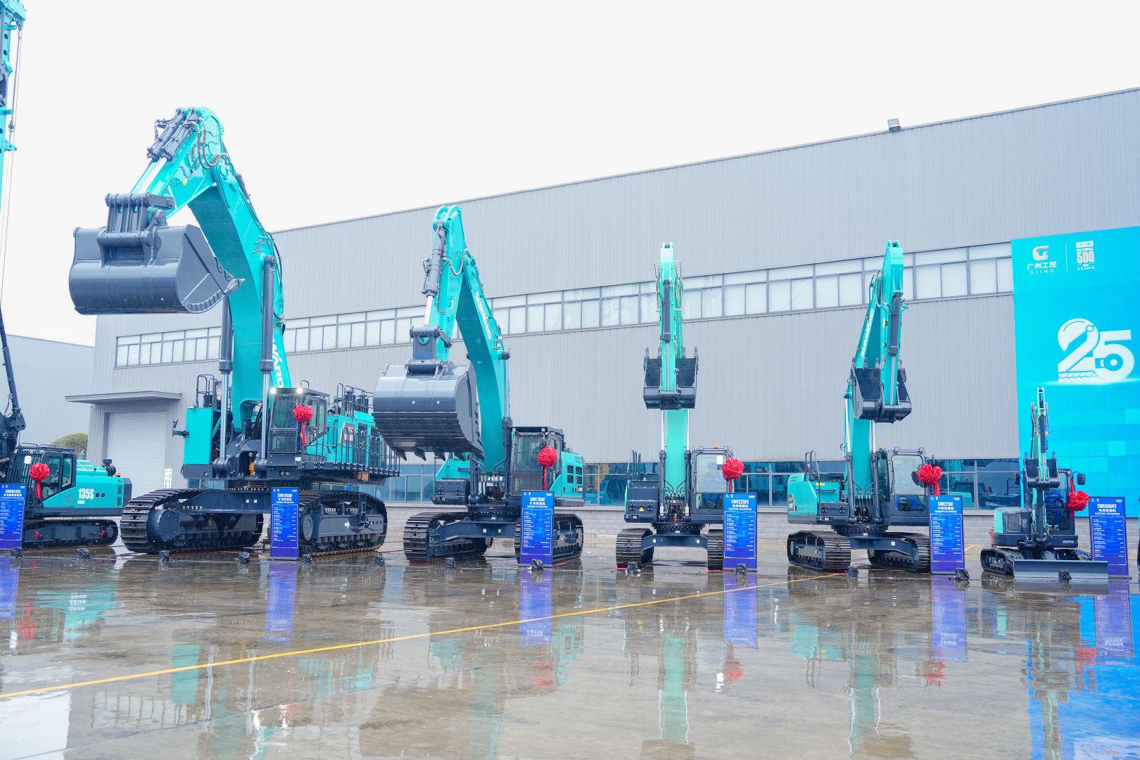 山河智能多类工程机械装备亮相长沙(图4) 山河智能多类工程机械装备亮相长沙(图4)