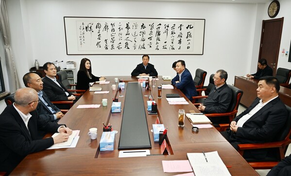 海湾公司与秦皇岛市政府举行工作座谈 深化务实合作(图1) 海湾公司与秦皇岛市政府举行工作座谈 深化务实合作(图1)