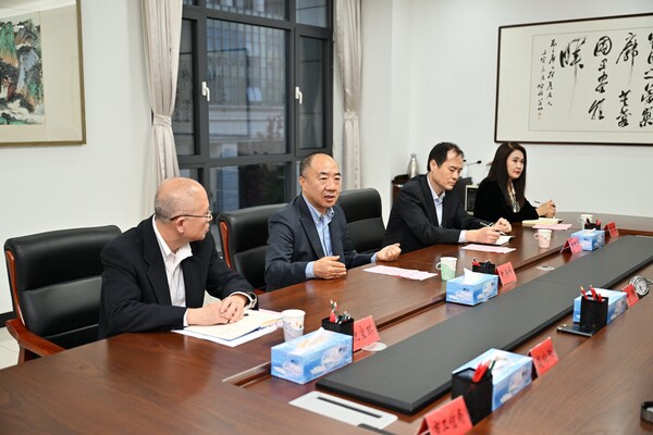 海湾公司与秦皇岛市政府举行工作座谈 深化务实合作(图2) 海湾公司与秦皇岛市政府举行工作座谈 深化务实合作(图2)