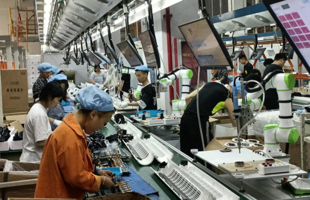 长广溪智造宣布已完成A轮近亿元融资，车规级高速协作机器人缘何成为投资人追逐的新风口？(图5)