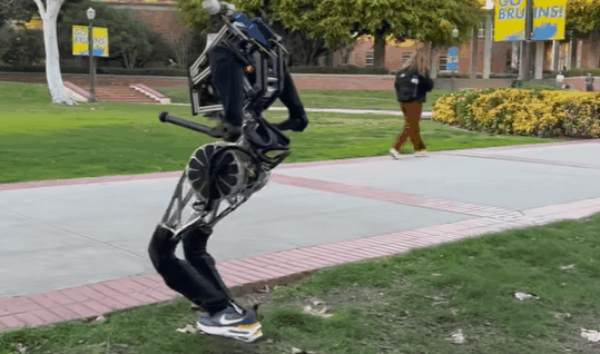 走路最快的类人机器人！能模拟人类肌肉发力，还能小跑前进!(图3)