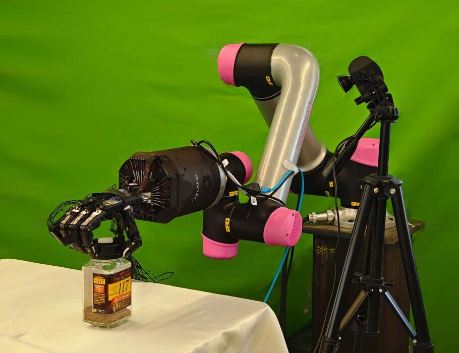 如何用250美元低成本硬件，实现机器手类人灵巧操作？｜Science Robotics(图1)