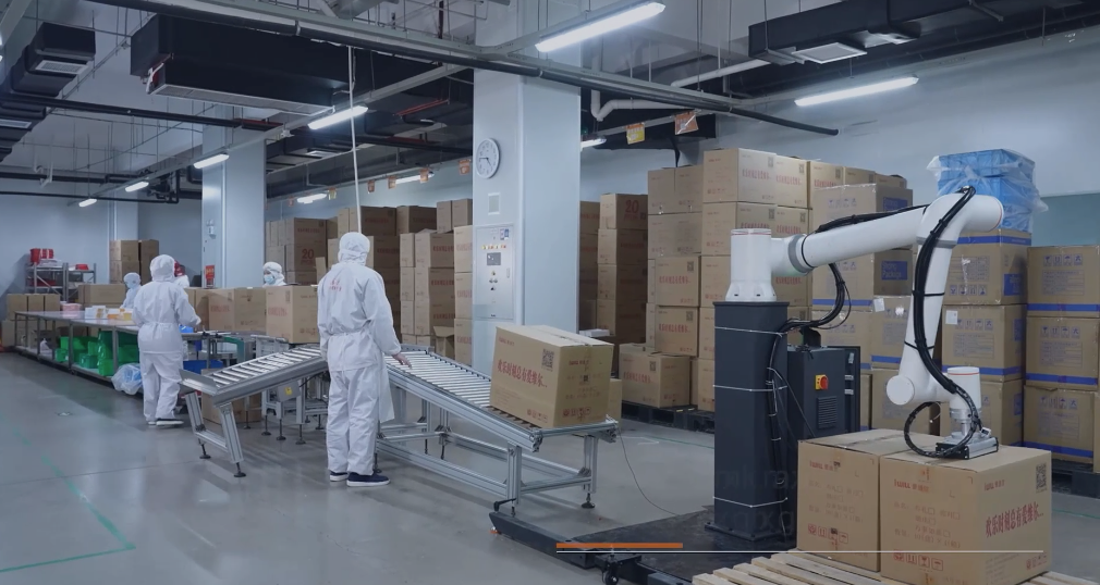 使用Fairino FR30协作机器人的